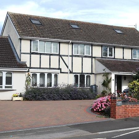 Bed and Breakfast Highworth House Суиндон Экстерьер фото