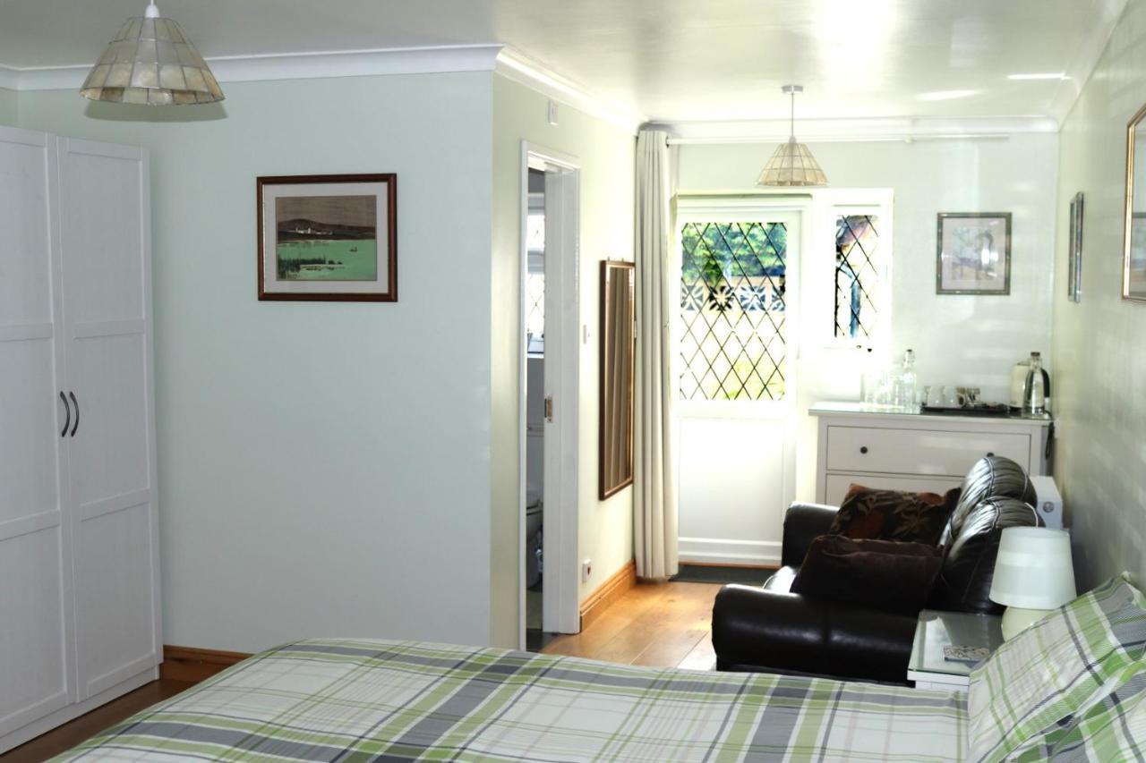 Bed and Breakfast Highworth House Суиндон Экстерьер фото
