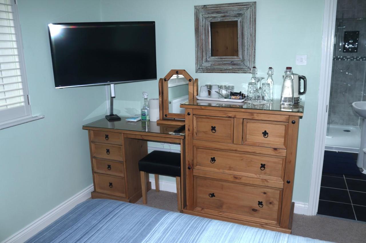 Bed and Breakfast Highworth House Суиндон Экстерьер фото