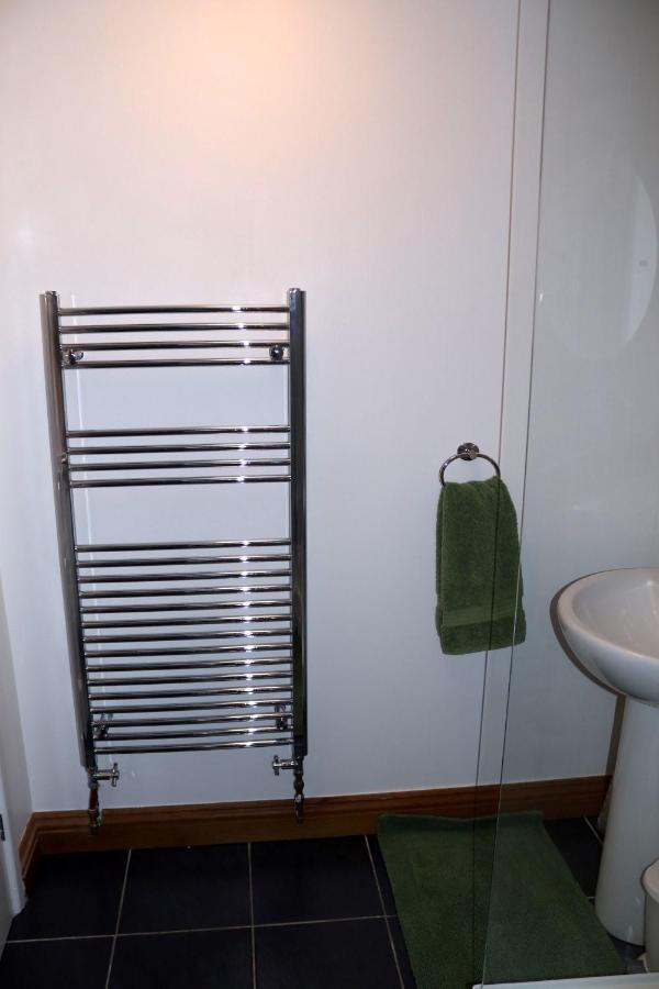 Bed and Breakfast Highworth House Суиндон Экстерьер фото